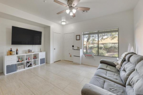 3 Mi to Dtwn Mesa Townhome with Patio